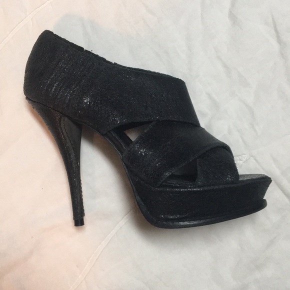 Elizabeth and James Black Pebbled Leather Platform 5” Heels - size 8 - Picture 13 of 15